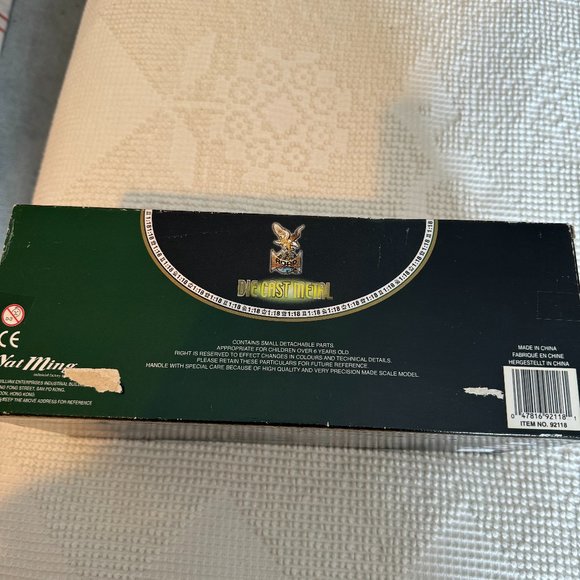 Road Signature Deluxe Collection 1959 Chevrolet Impala Black Edition Diecast Car - Picture 11 of 14